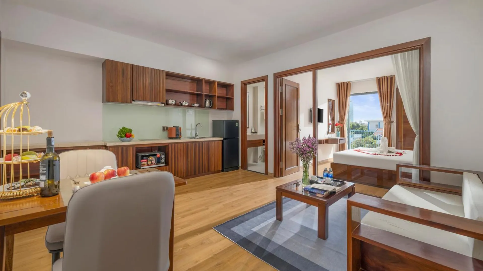 Dana Boutique Hotel & Apartment Da Nang