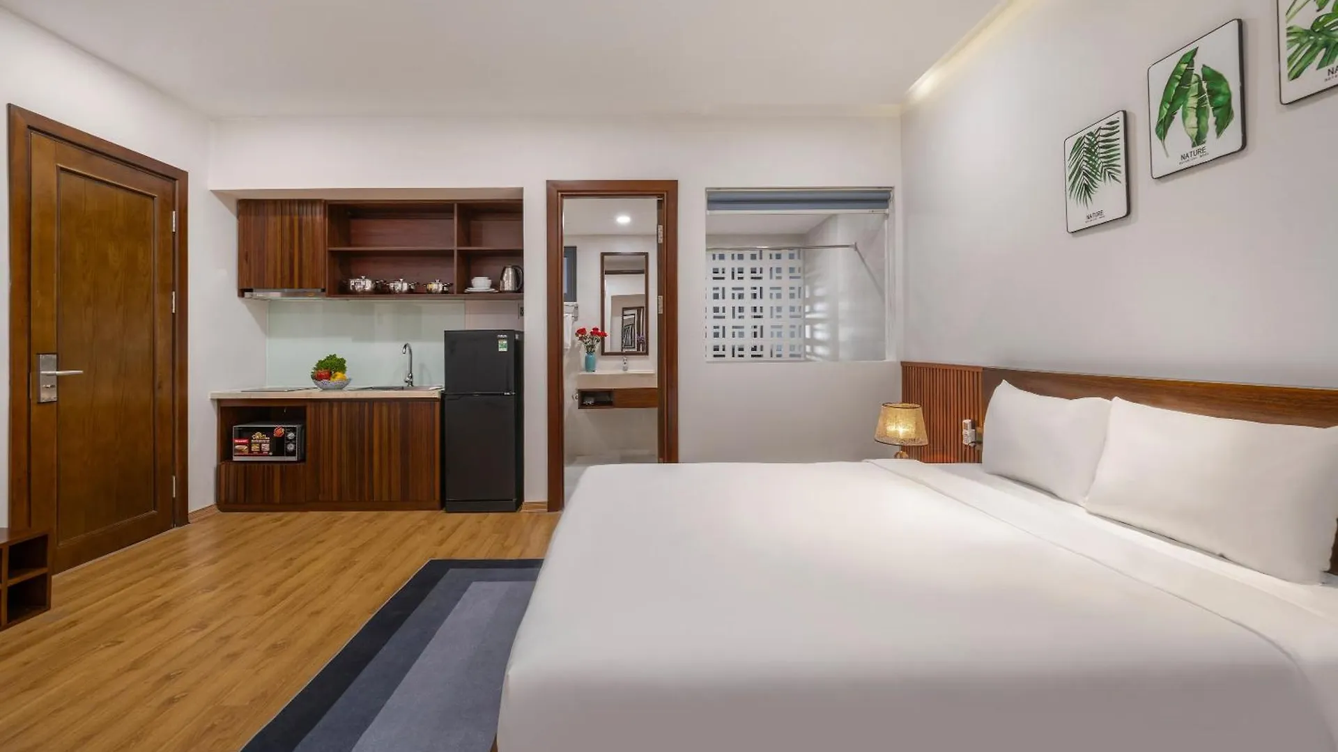 Dana Boutique Hotel & Apartment Da Nang 4*,  Vietnam